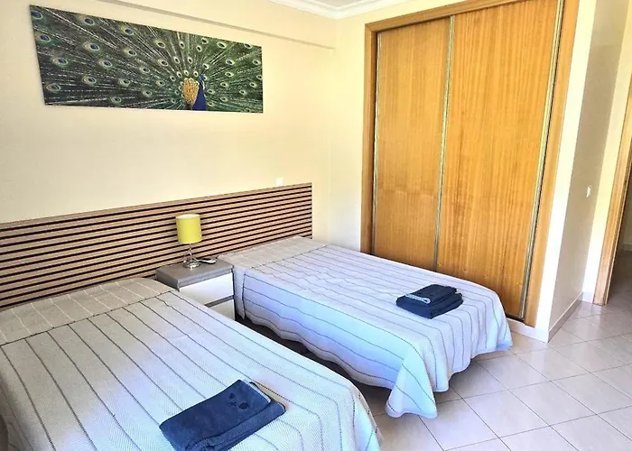 Appartamento Holidays - *